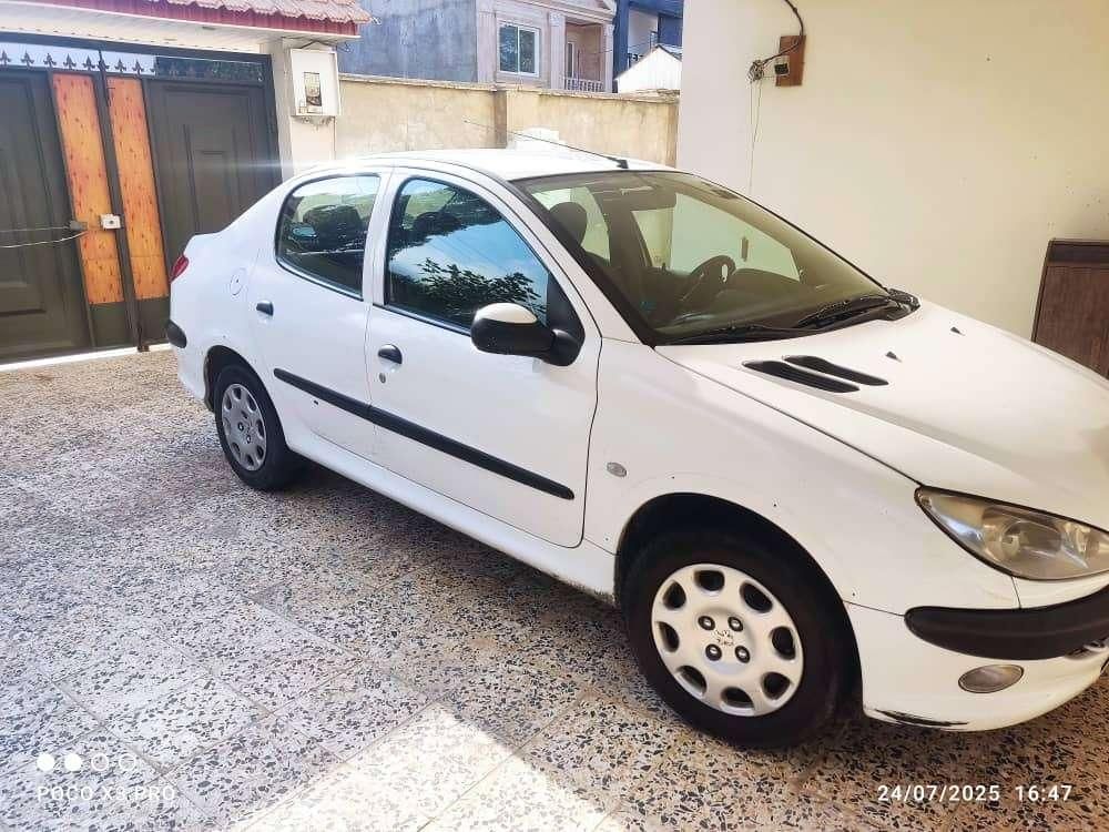 پژو ۲۰۶ صندوق دار v8 - 1395