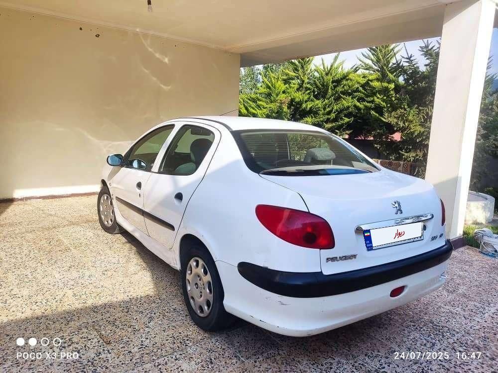 پژو ۲۰۶ صندوق دار v8 - 1395