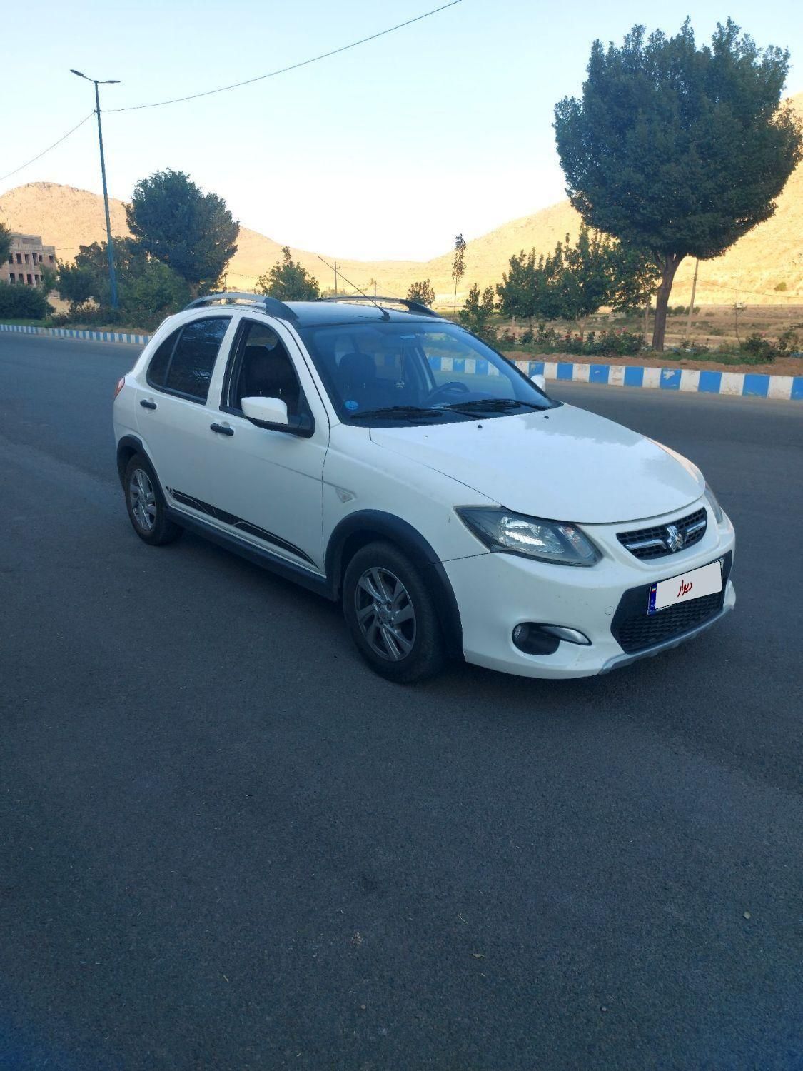 خودرو کوییک، R آگهی ann_19577064