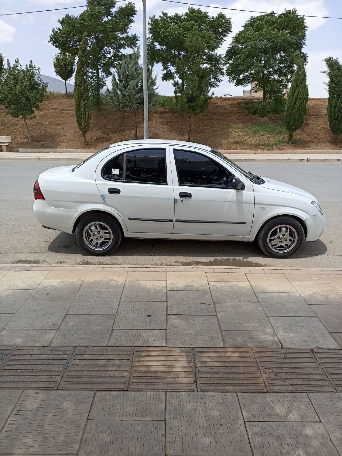 تیبا صندوق دار SX - 1398