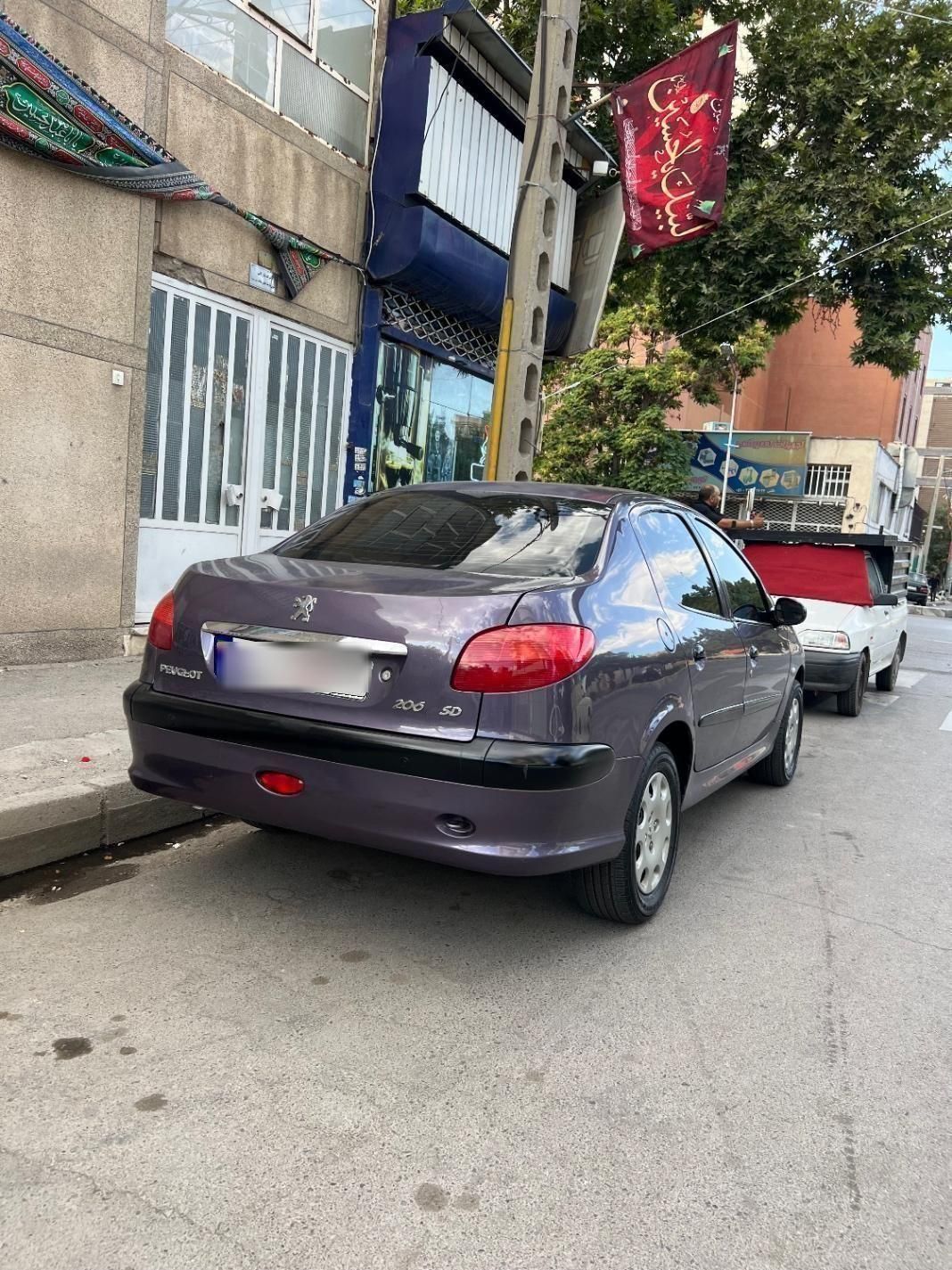 پژو ۲۰۶ صندوق دار v8 - 1394