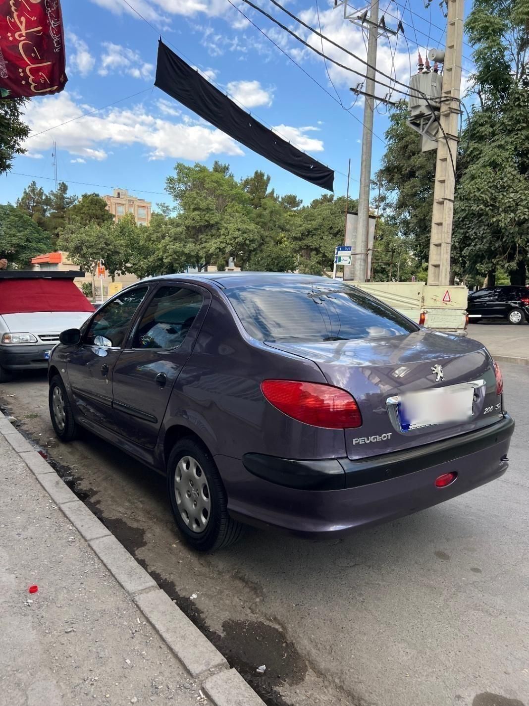 پژو ۲۰۶ صندوق دار v8 - 1394