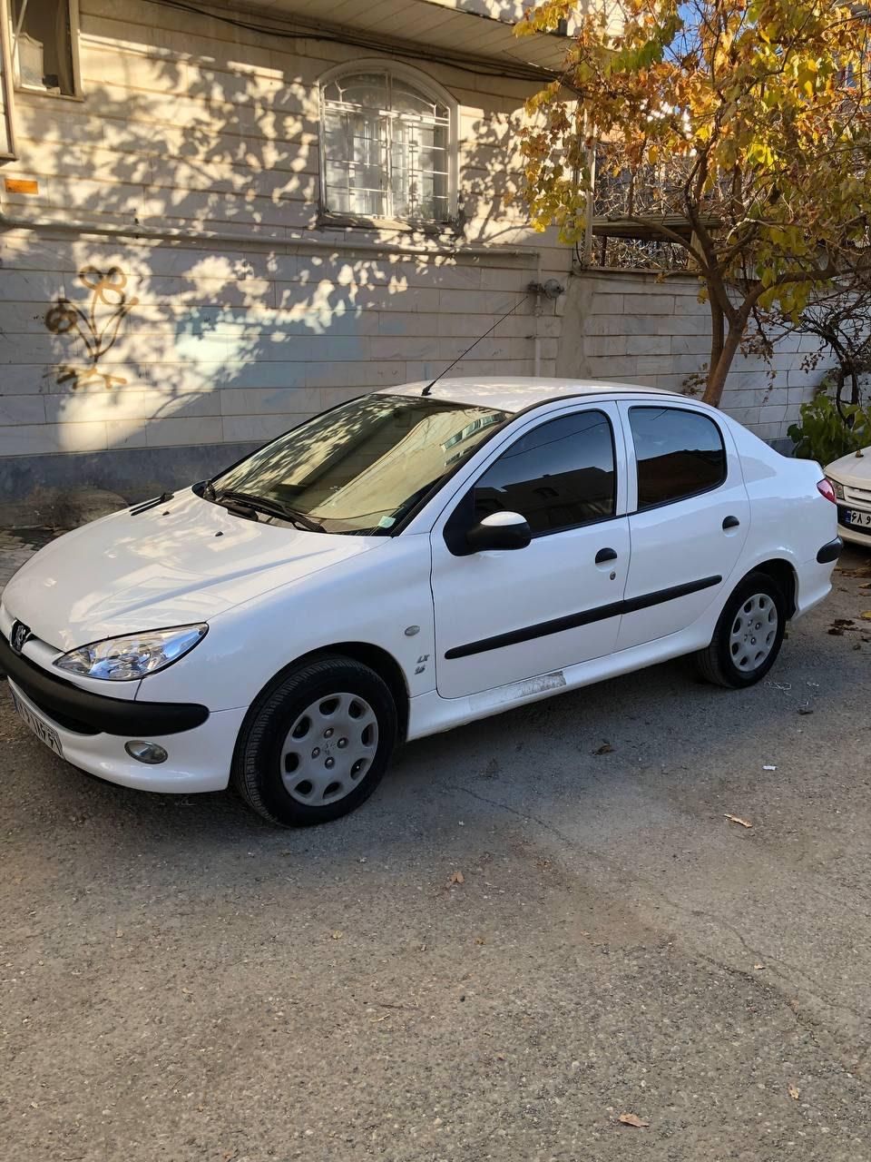 پژو ۲۰۶ صندوق دار v8 - 1399