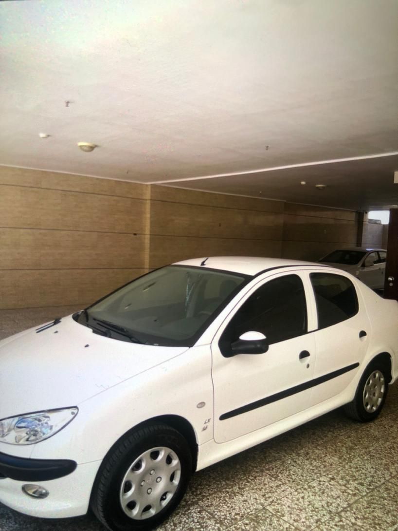 پژو ۲۰۶ صندوق دار v8 - 1397