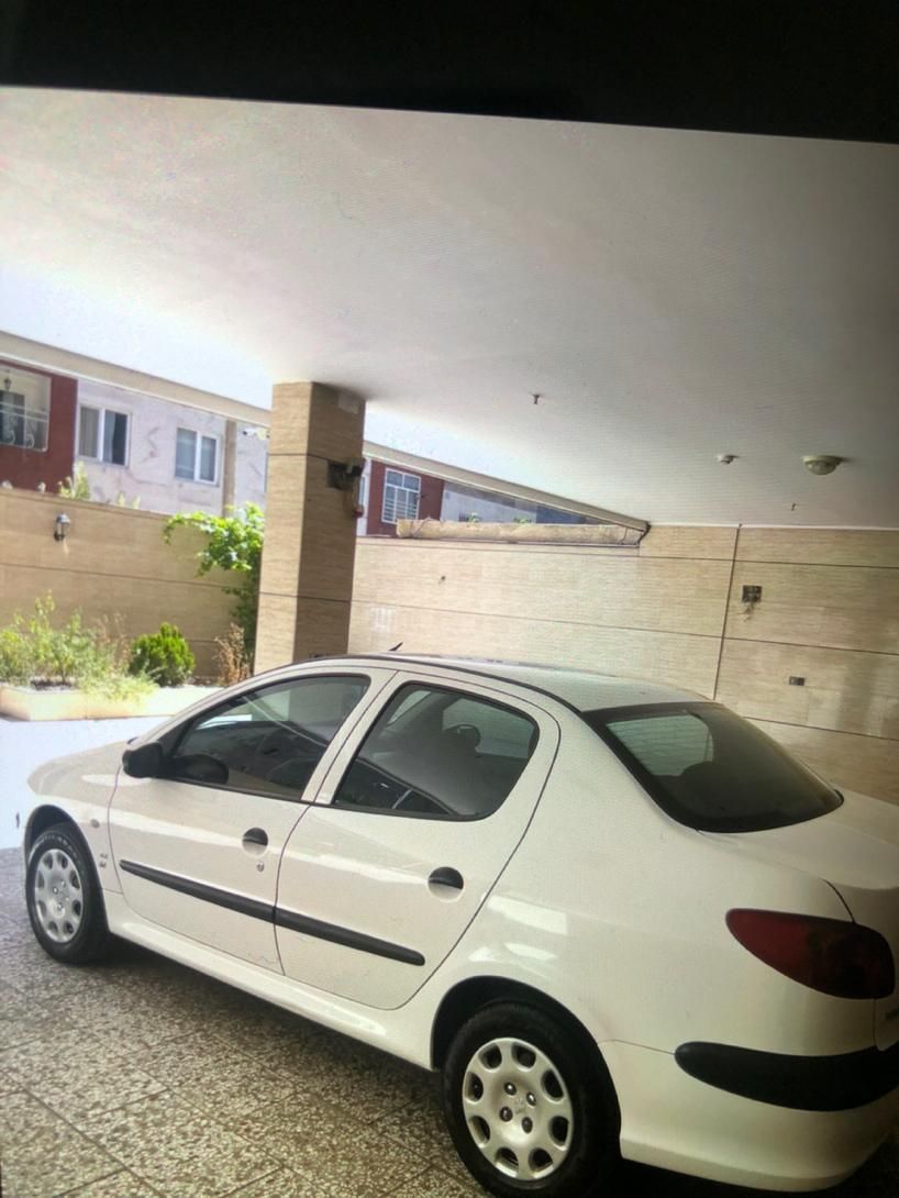 پژو ۲۰۶ صندوق دار v8 - 1397