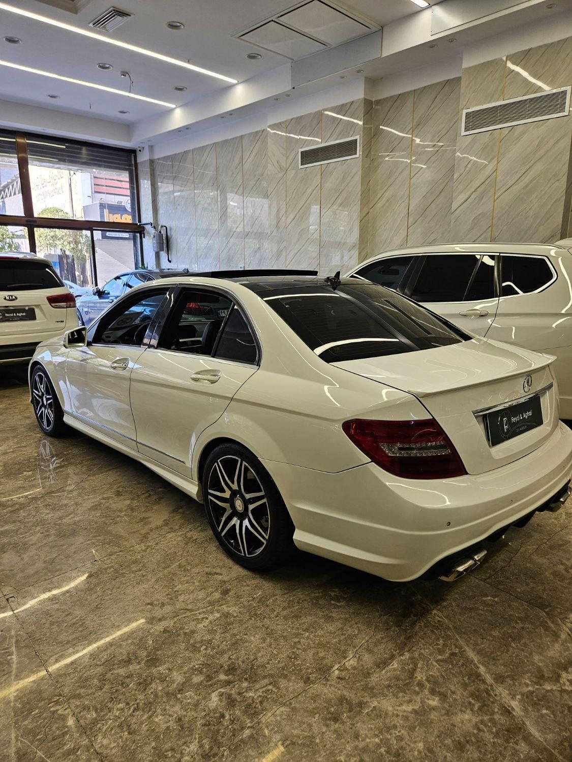 بنز C 200 - 2014