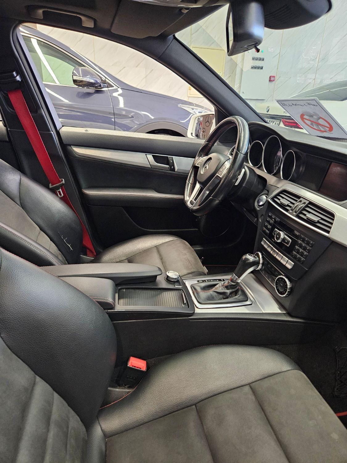 بنز C 200 - 2014