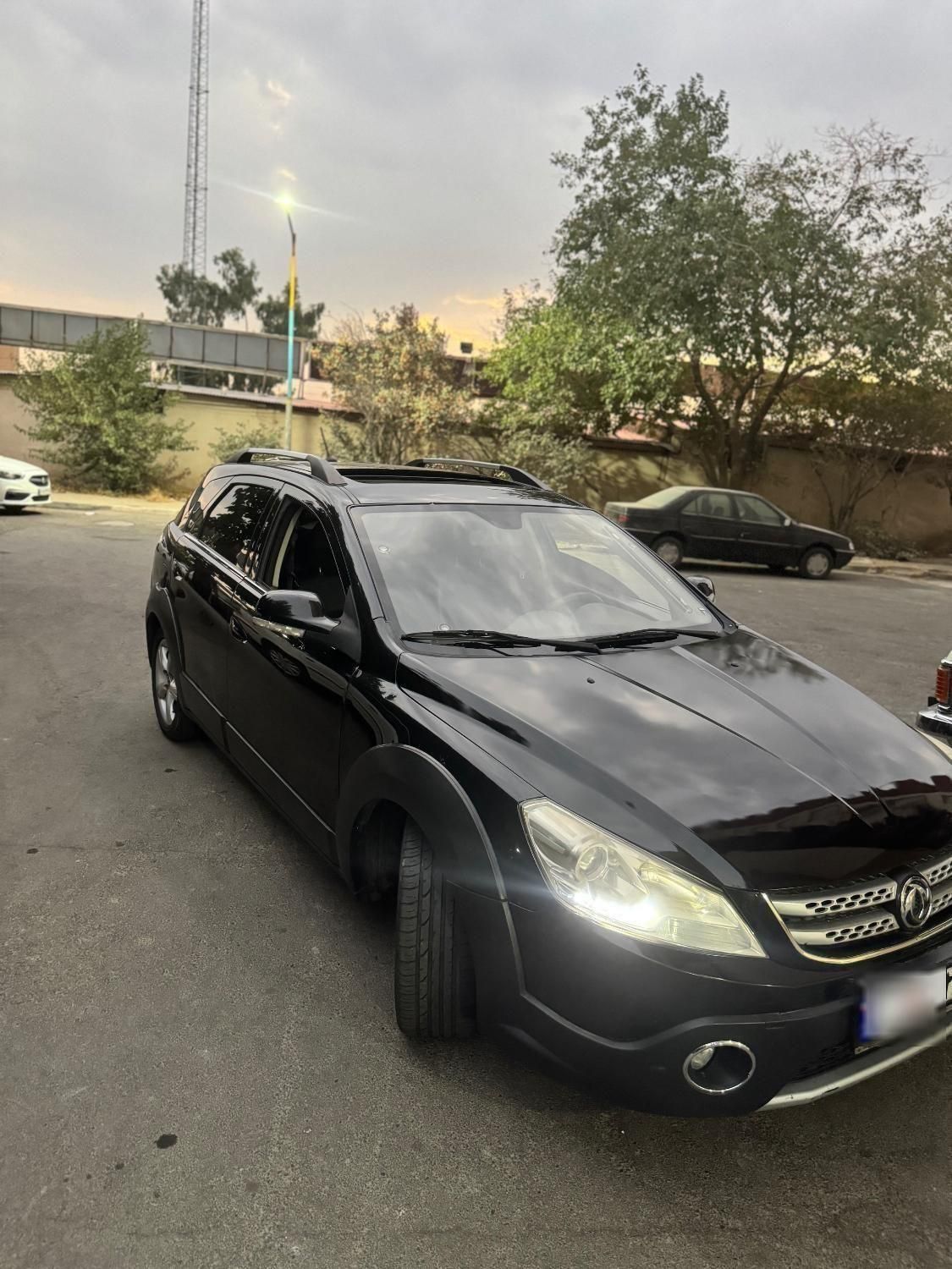 دانگ فنگ H30 کراس اتوماتیک - 1397