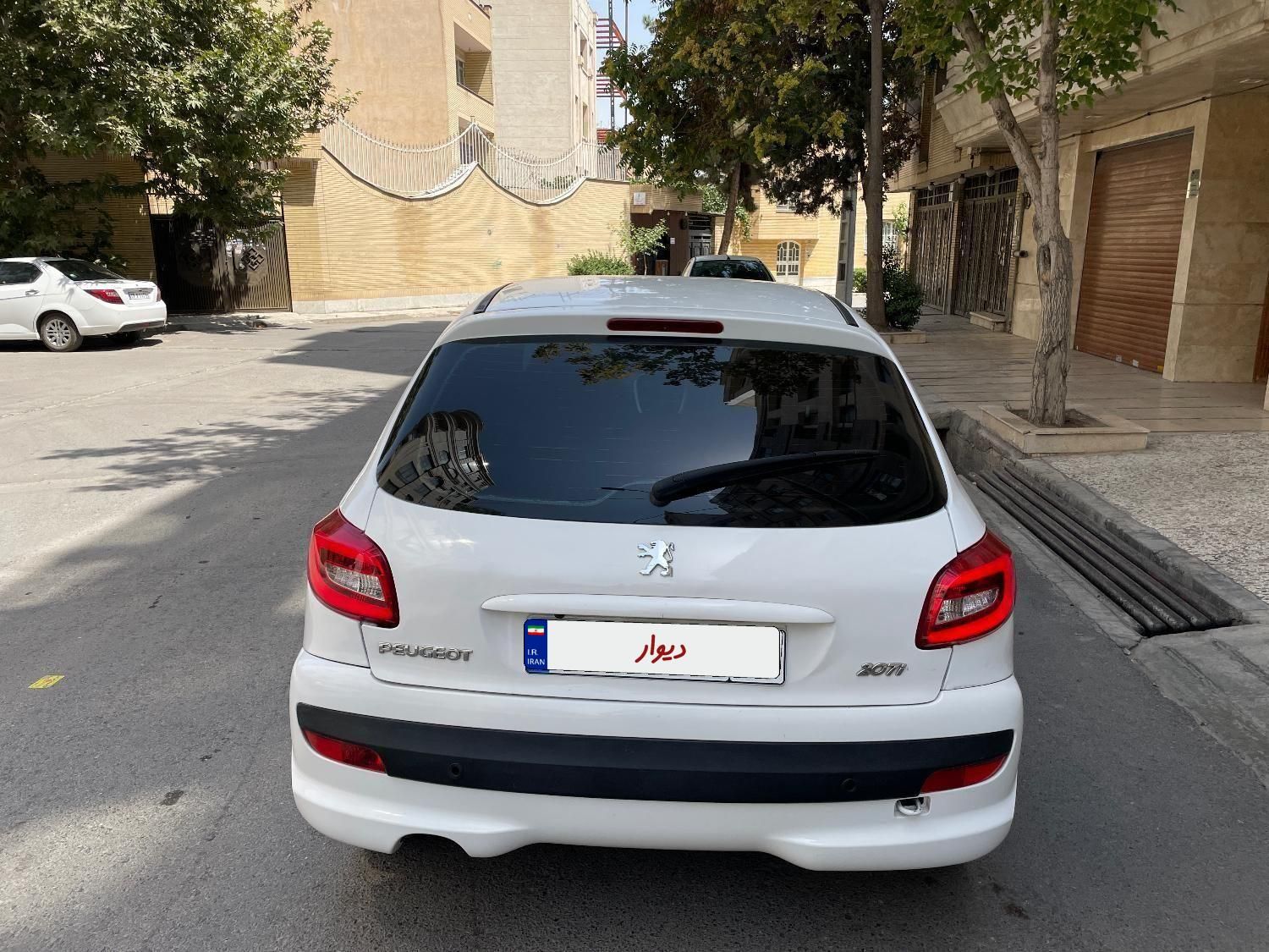 پژو 207 دنده‌ای فرمان هیدرولیک - 1390