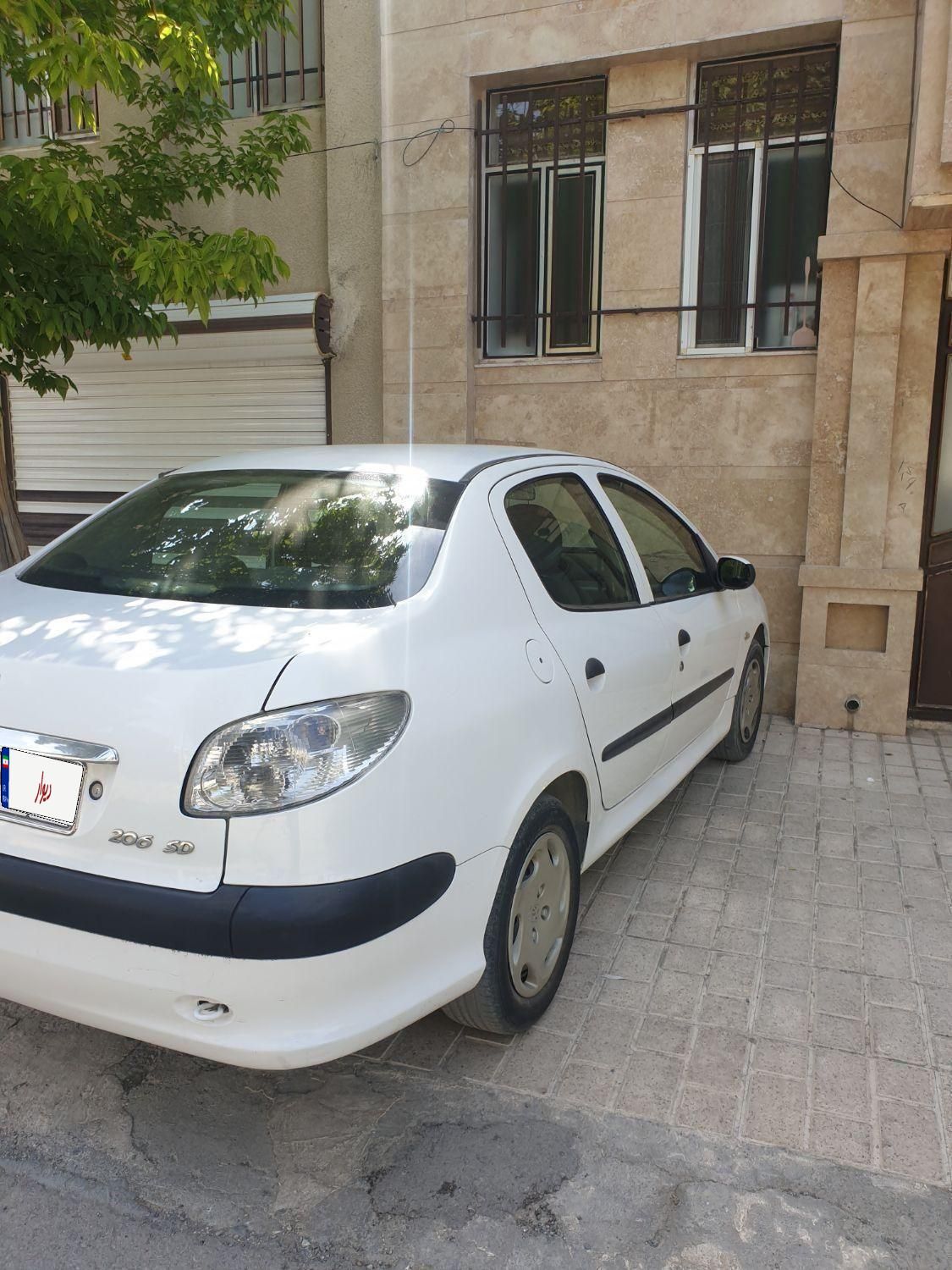 خودرو پژو، ۲۰۶ صندوق دار آگهی ann_19577827