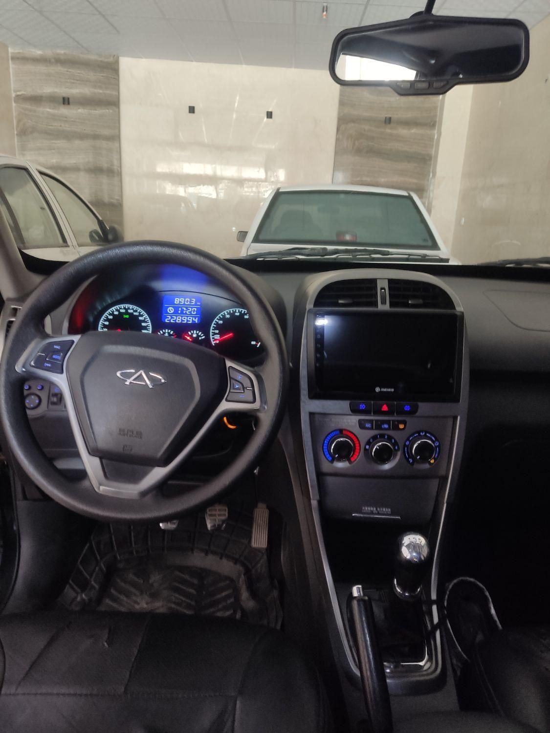 ام وی ام X33 دنده‌ای ساده - 1395