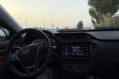 ام وی ام X22 دنده ای اسپرت لاکچری - 1402