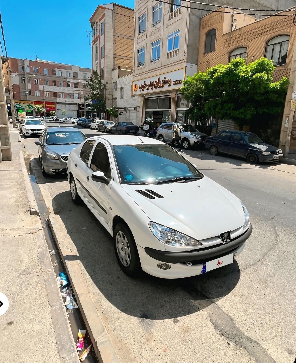 خودرو پژو، ۲۰۶ صندوق دار آگهی ann_19578247