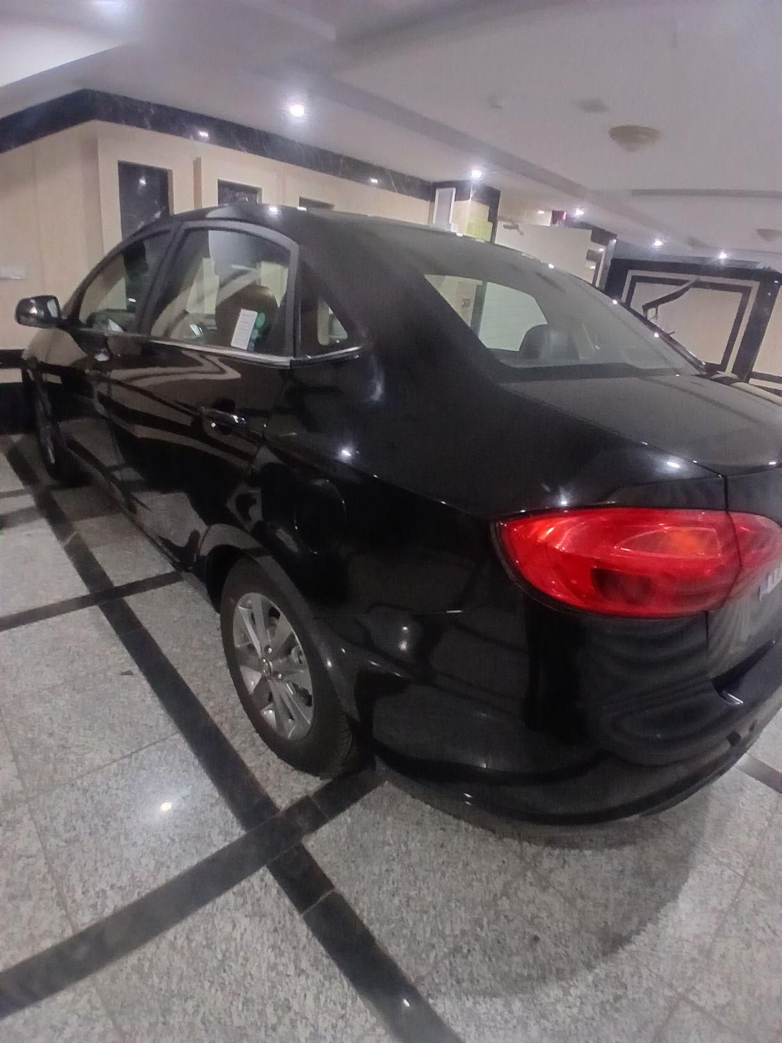 جک J4 اتوماتیک ساده - 1402