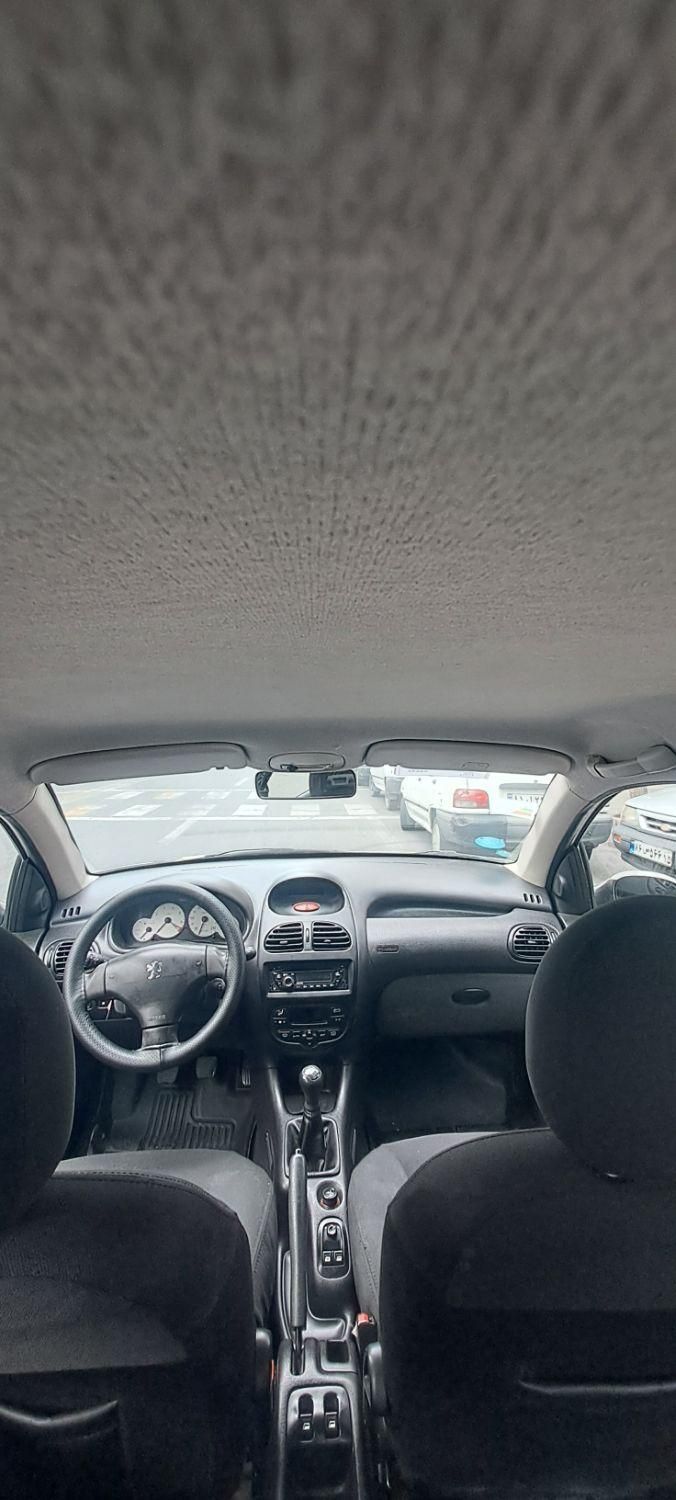 پژو ۲۰۶ صندوق دار v8 - 1390