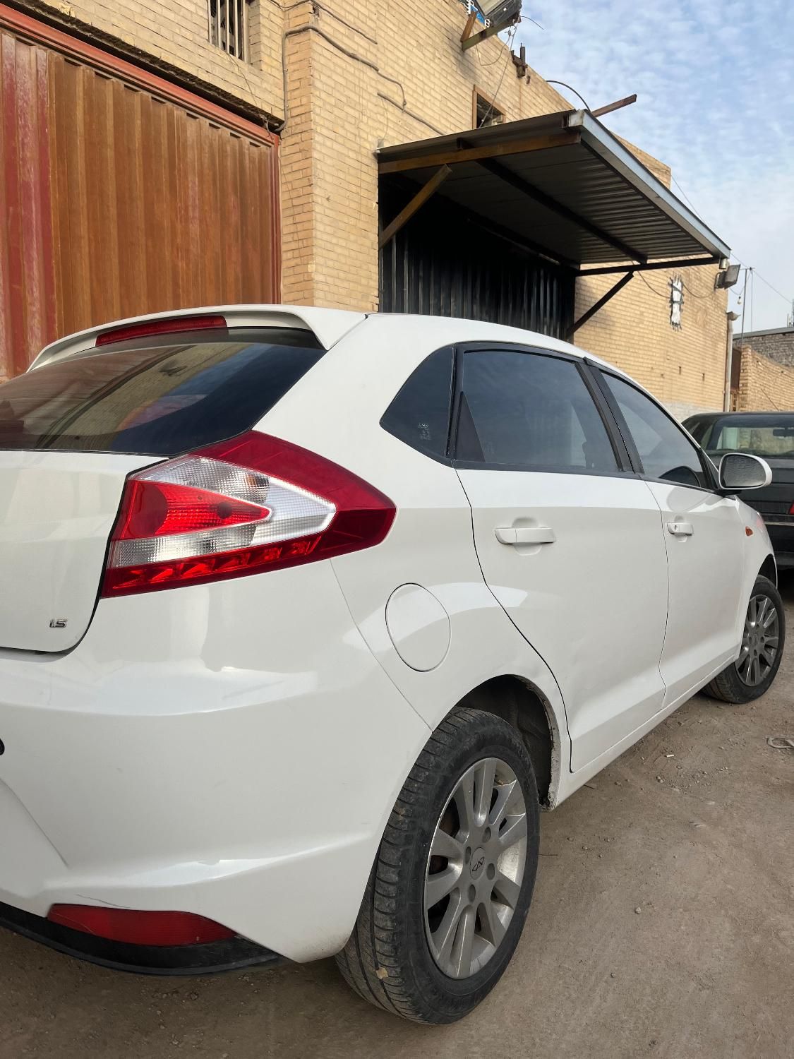 ام وی ام 315 هاچ بک ساده دنده ای - 1395