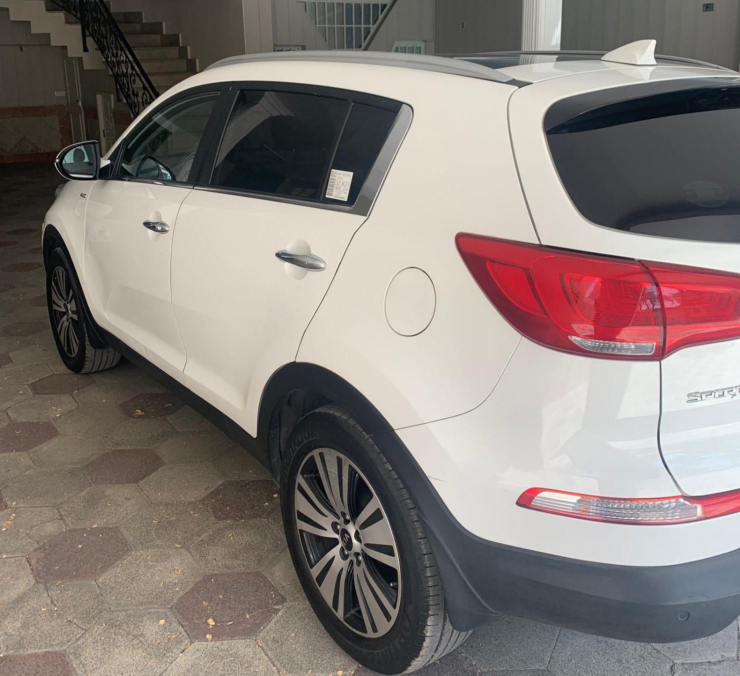 کیا اسپورتیج 4 سیلندر فول 2400cc - 2014