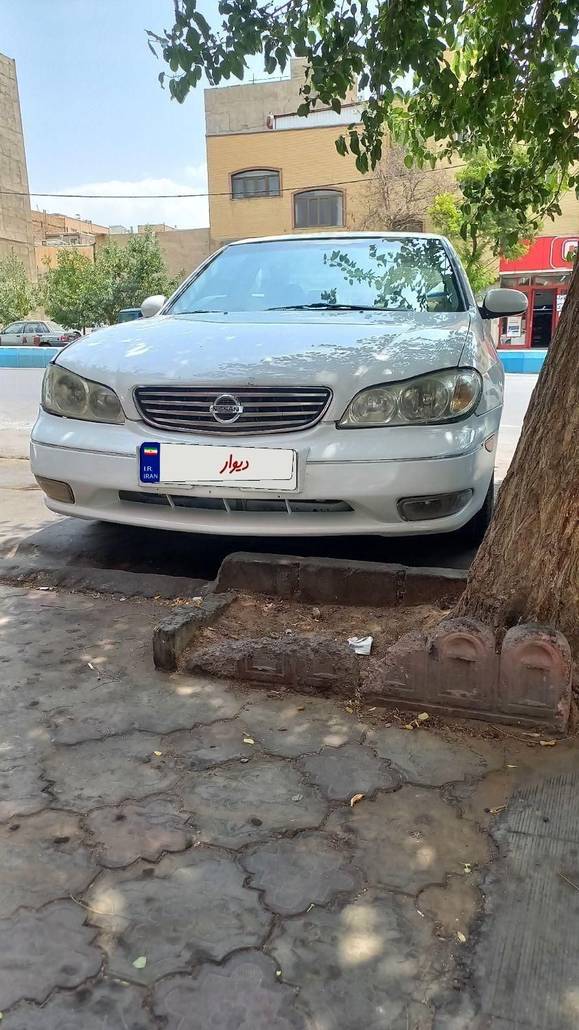 نیسان ماکسیما دنده‌ای - 1382