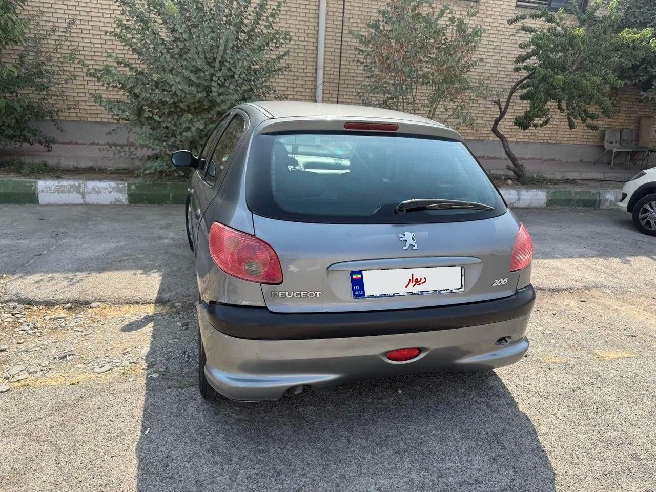 پژو 206 تیپ 3 - 1385