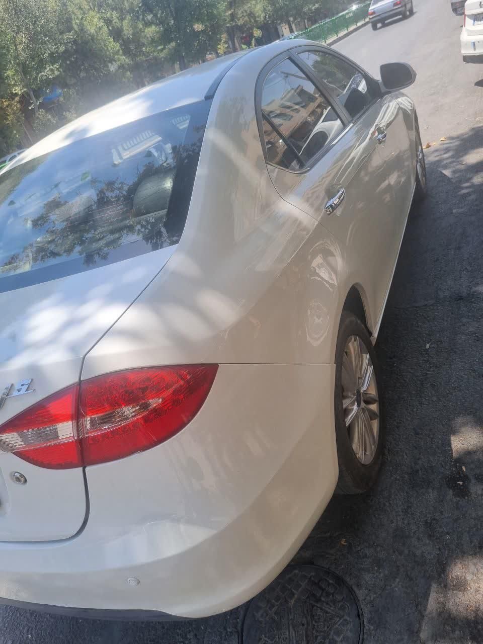 جک J5 اتوماتیک - 1393