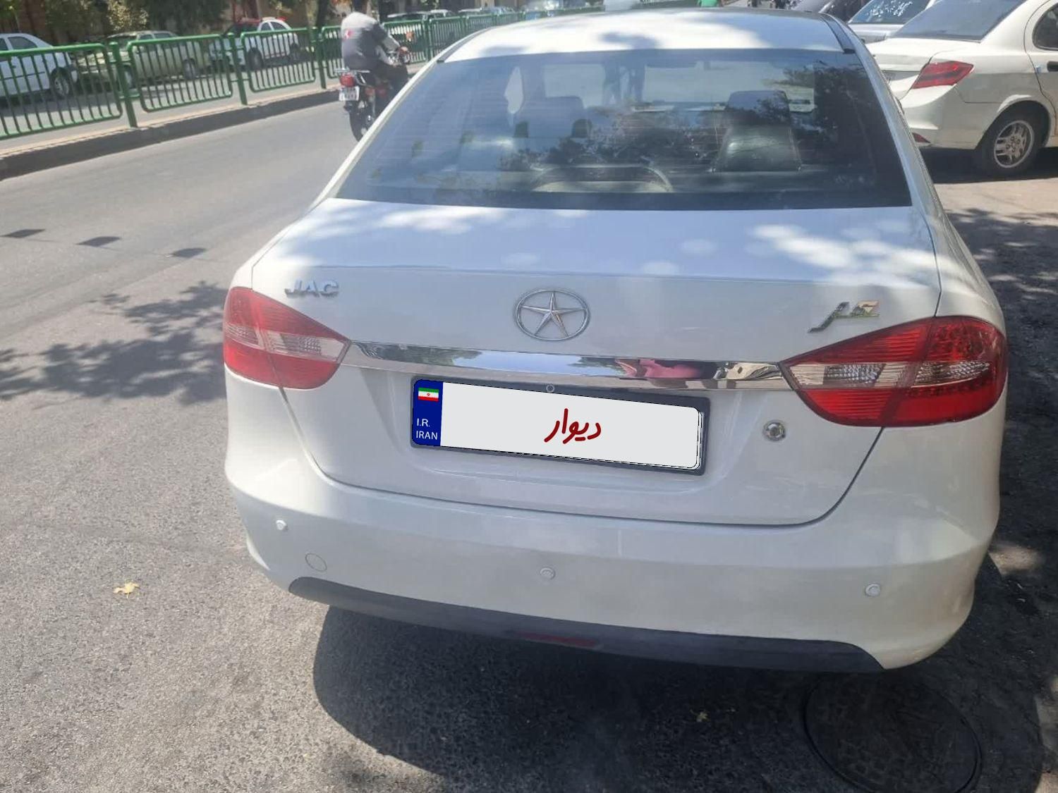 خودرو جک، J5 آگهی ann_19579130