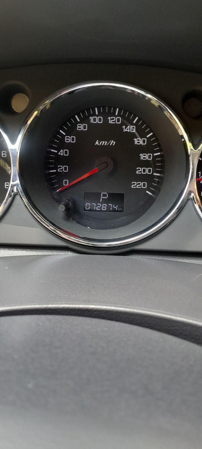 خودرو دانگ فنگ، H30 کراس آگهی ann_19579312