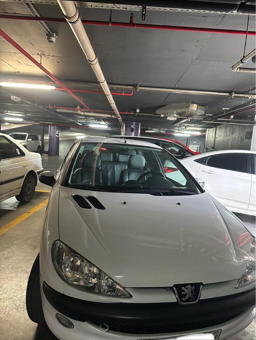 پژو ۲۰۶ صندوق دار v8 - 1398