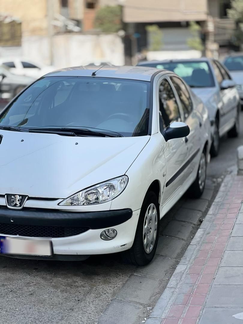 پژو ۲۰۶ صندوق دار v8 - 1395