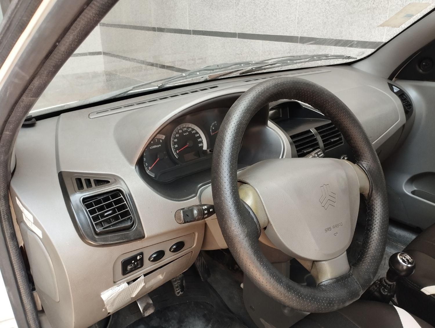 تیبا صندوق دار SX - 1396