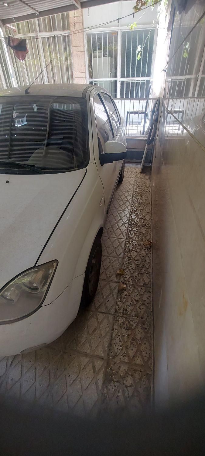 تیبا صندوق دار SX - 1393