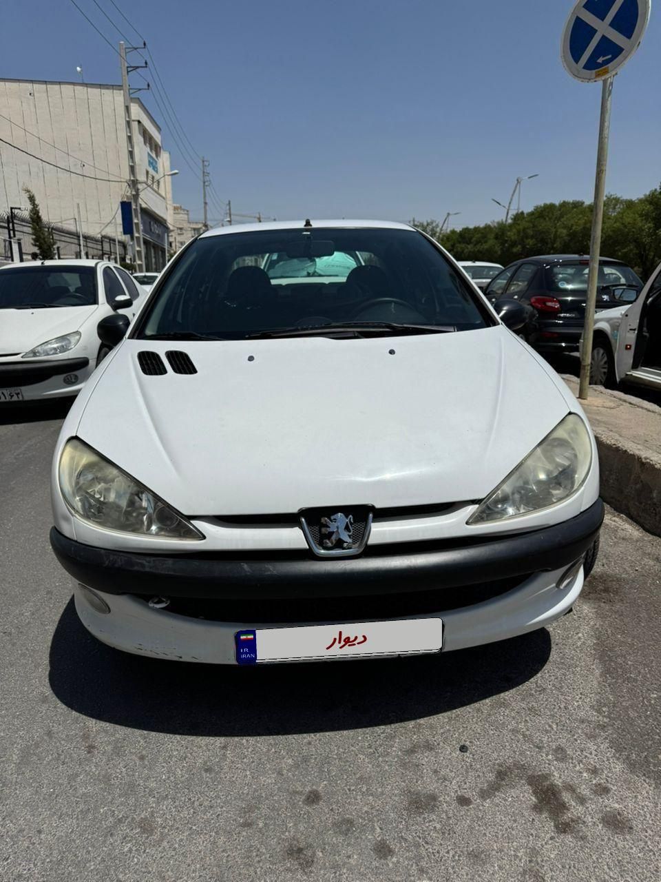 پژو ۲۰۶ صندوق دار v8 - 1397