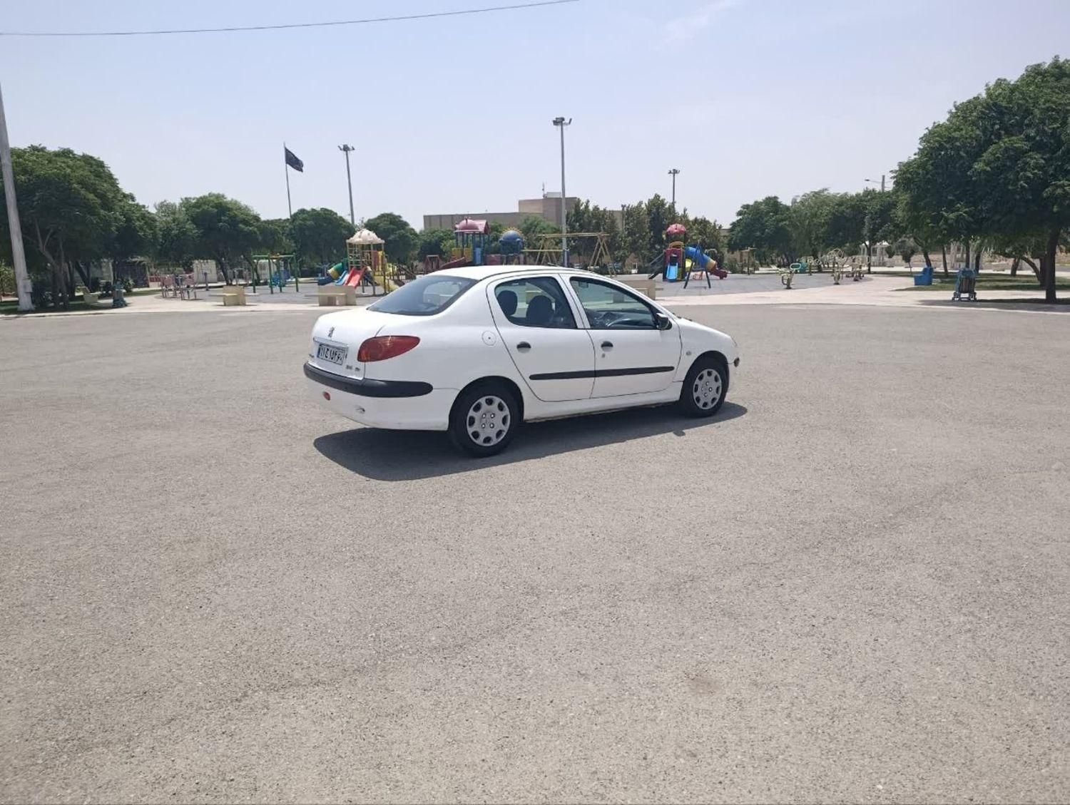 پژو ۲۰۶ صندوق دار v8 - 1394