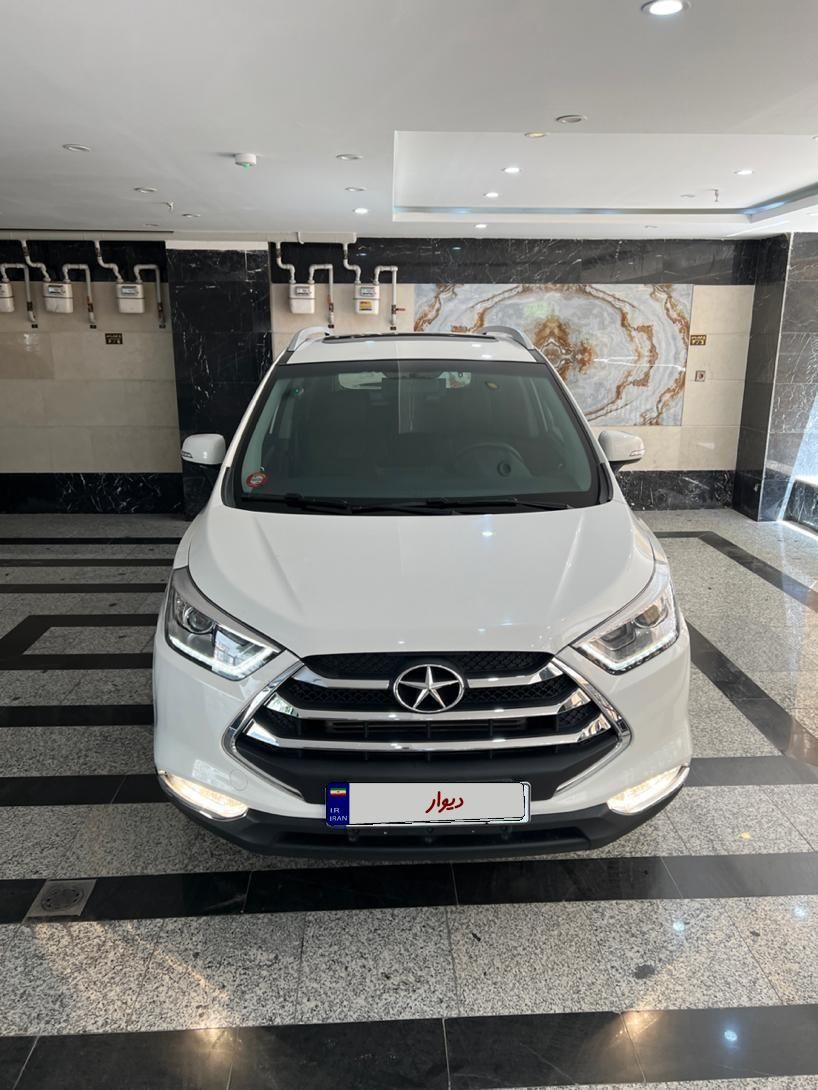 جک S3 اتوماتیک - 1402
