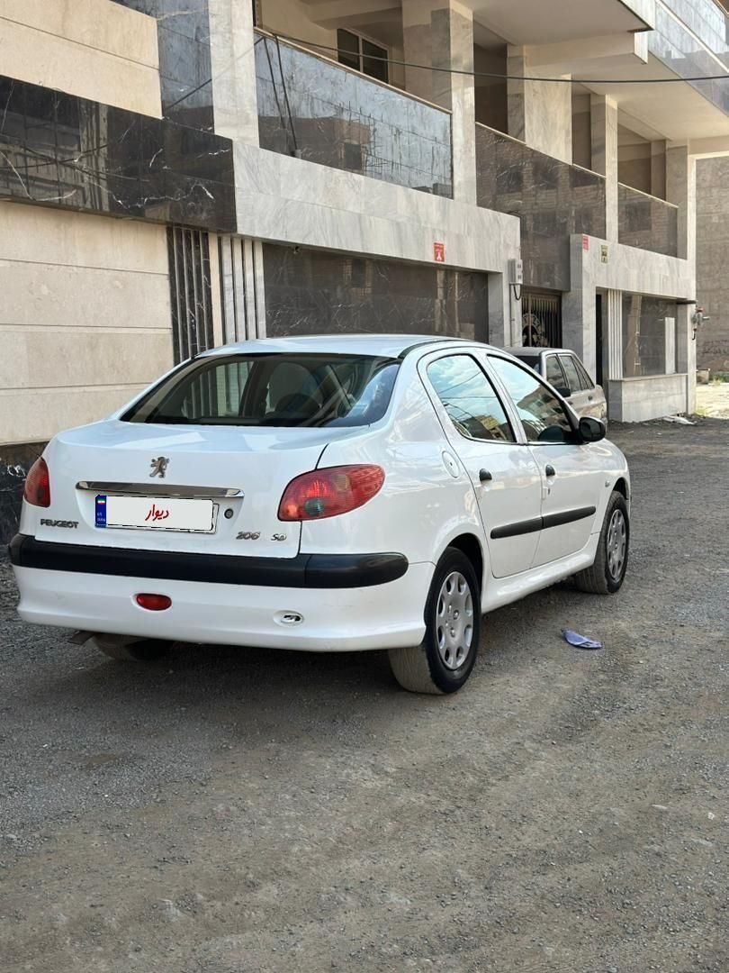 پژو ۲۰۶ صندوق دار v8 - 1394