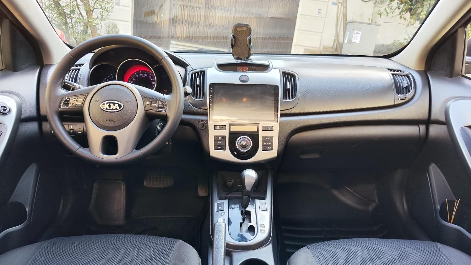 کیا سراتو 2.0 لیتر اتوماتیک GT لاین - 2010