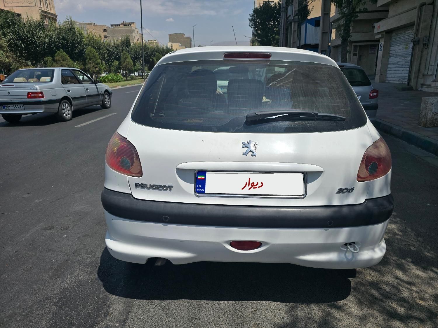 پژو 206 تیپ 5 - 1396