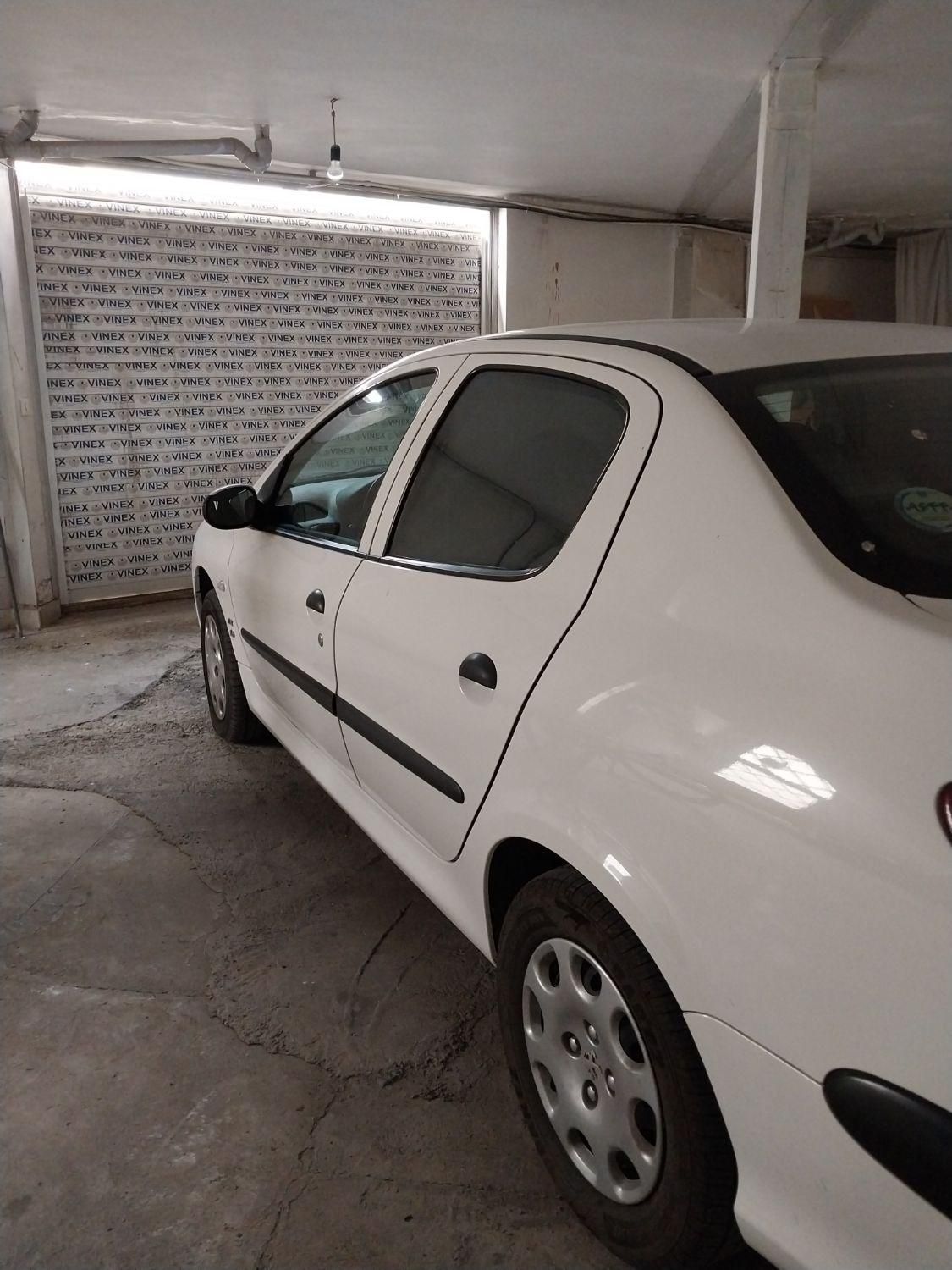 پژو ۲۰۶ صندوق دار v8 - 1400