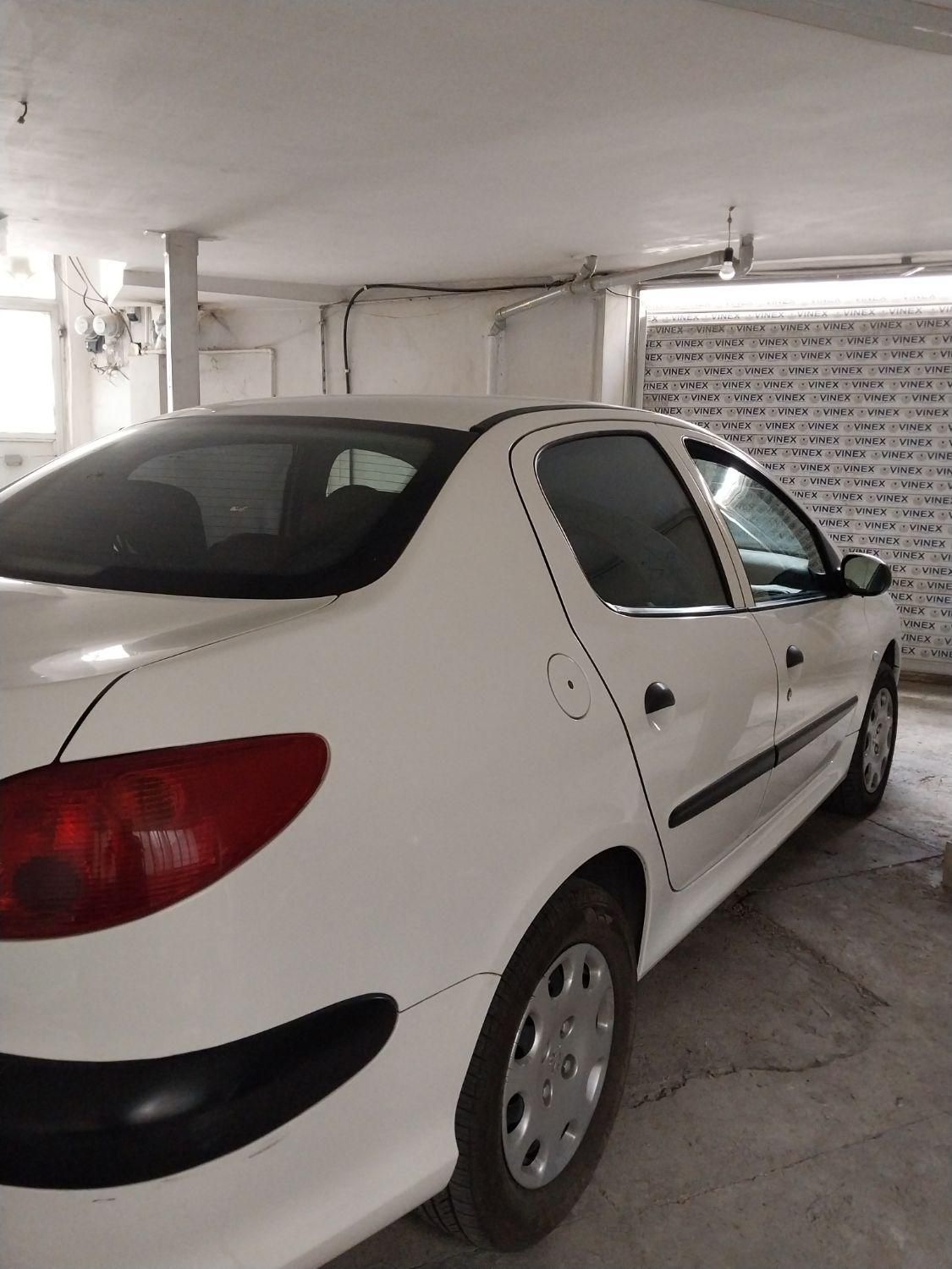 پژو ۲۰۶ صندوق دار v8 - 1400