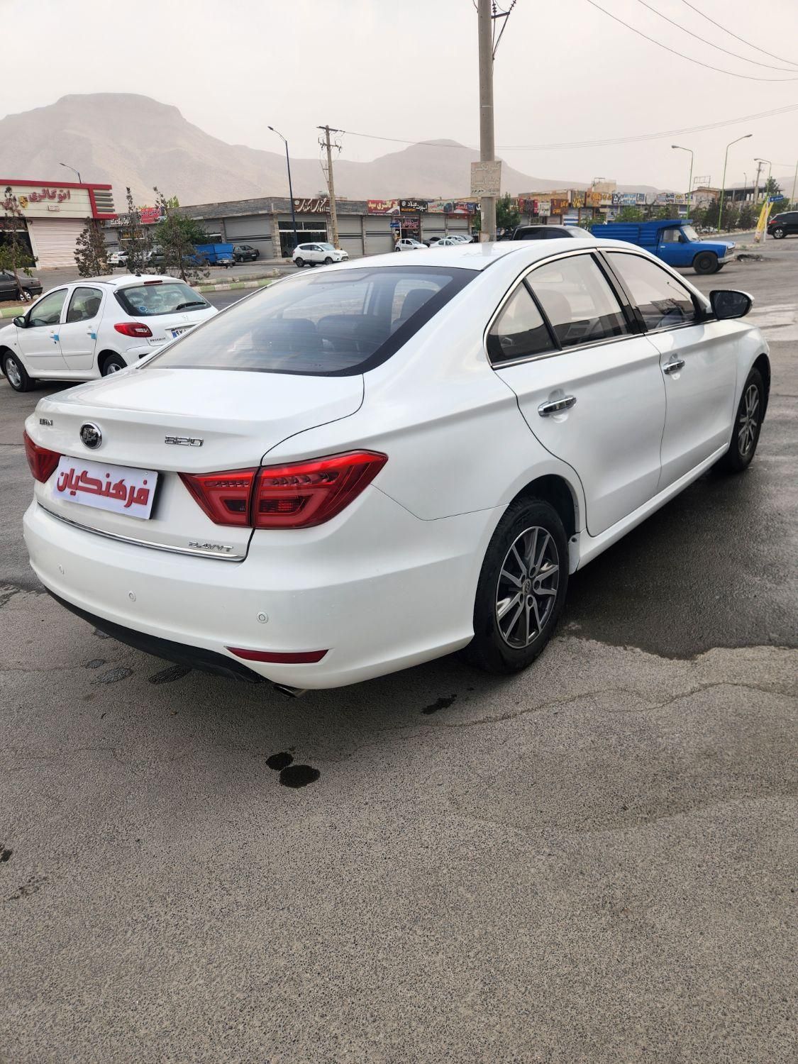 لیفان 820 اتوماتیک - 1395