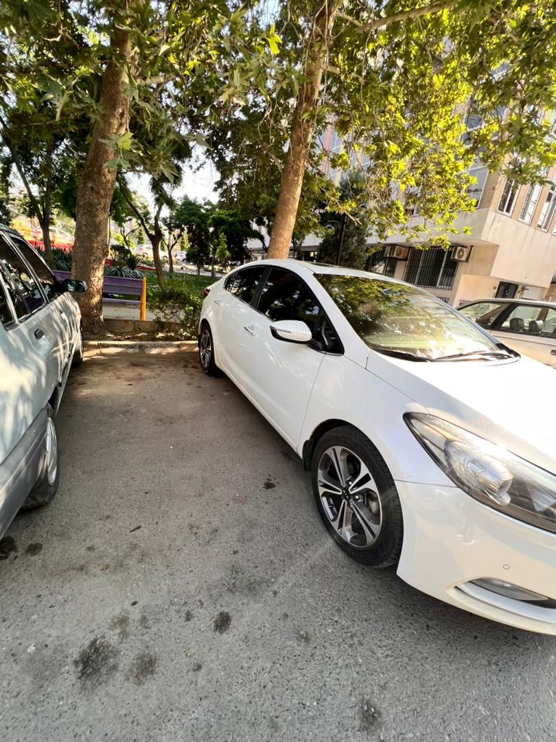 کیا سراتو 2.0 لیتر اتوماتیک GT لاین - 2015
