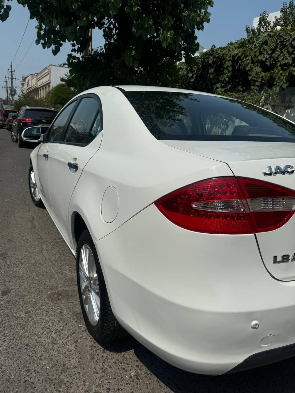 جک J5 اتوماتیک - 1396