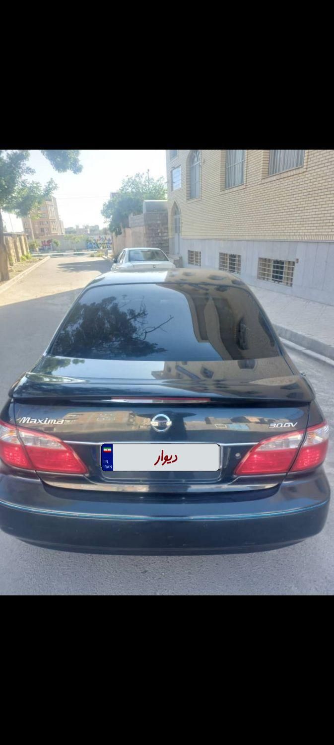 نیسان ماکسیما دنده‌ای - 1382