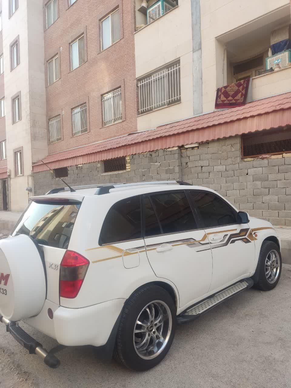 ام وی ام X33 دنده‌ای ساده - 1391