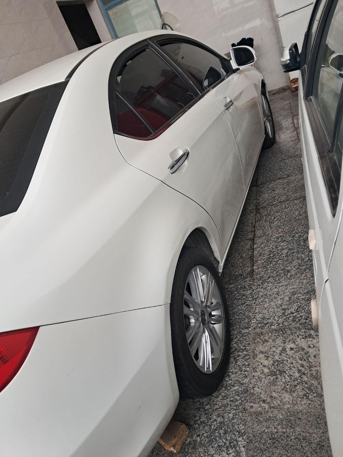 جک J5 اتوماتیک - 1396