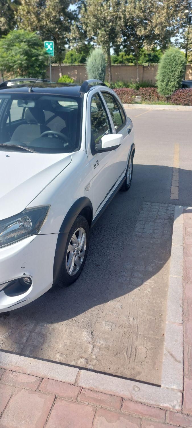 کوییک R دنده‌ای - 1399
