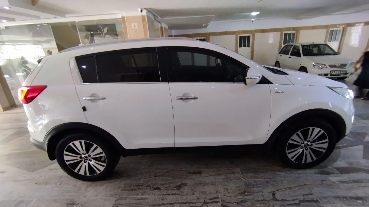 کیا اسپورتیج 4 سیلندر فول 2400cc - 2014