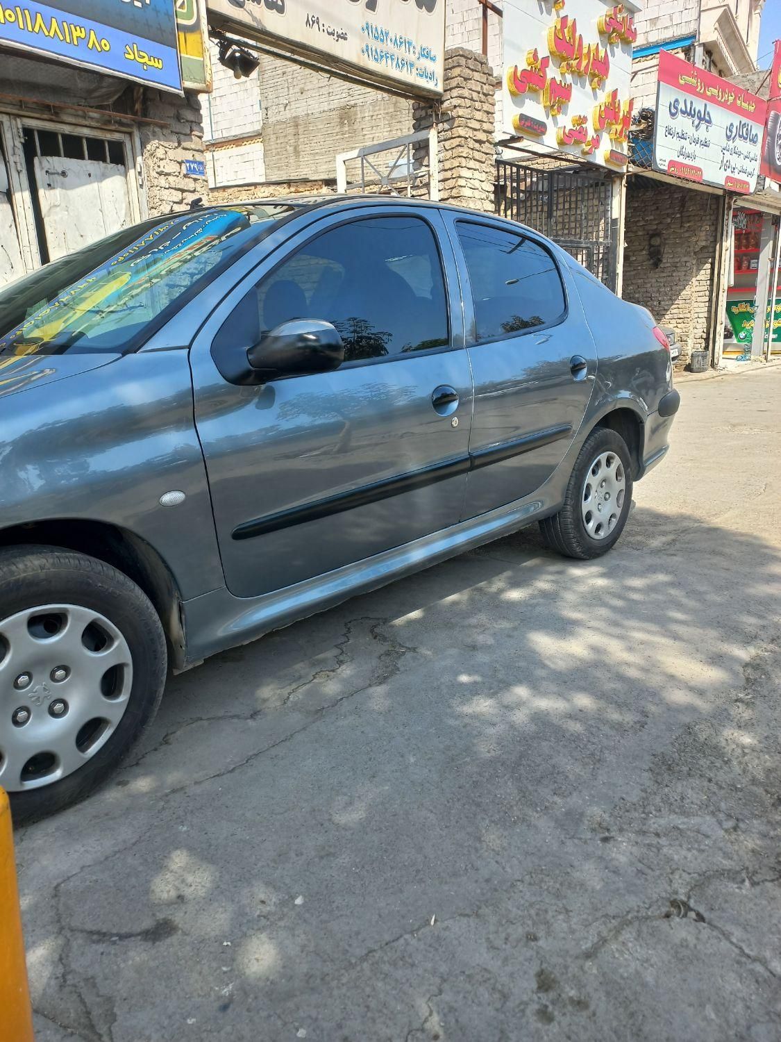 پژو ۲۰۶ صندوق دار v8 - 1392