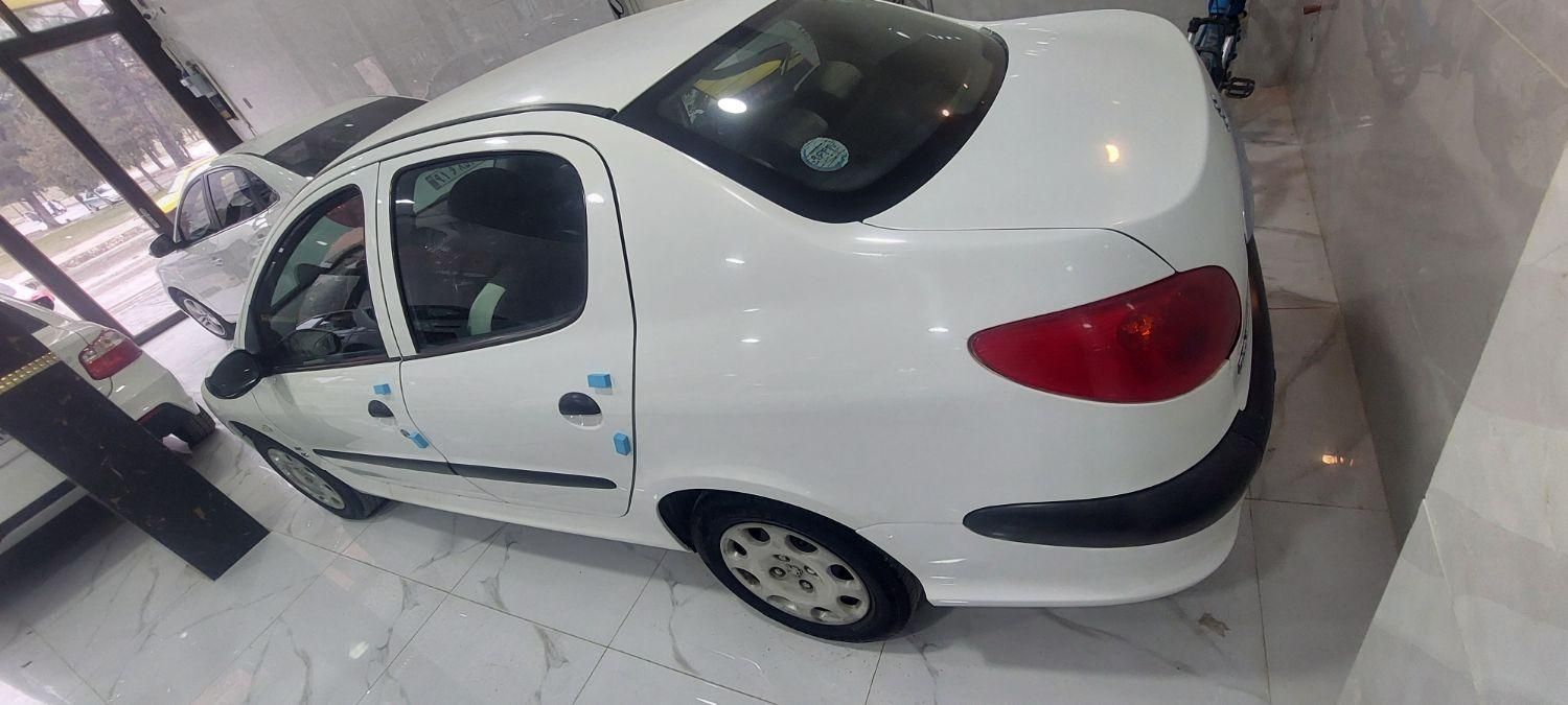 پژو ۲۰۶ صندوق دار v8 - 1396