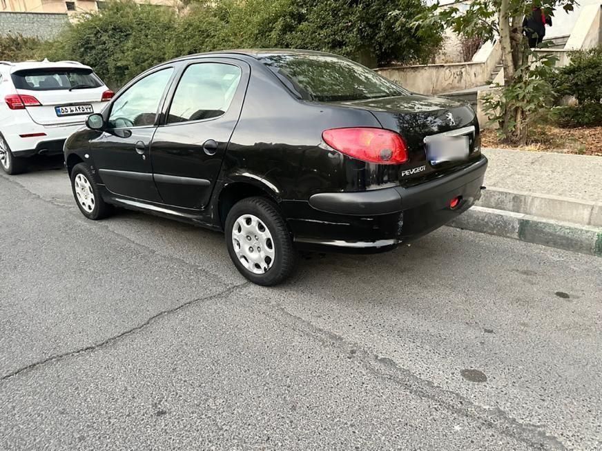 پژو ۲۰۶ صندوق دار v20 - 1390