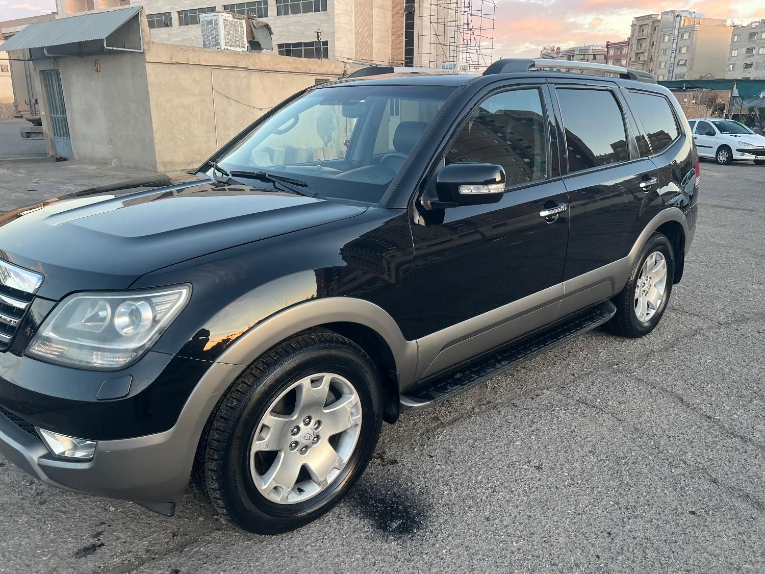 کیا موهاوی فول v8 - 2011